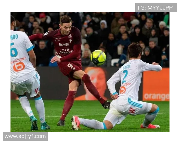 法甲焦点战：斯特拉斯力争欧战资格布雷斯特全力保级抢分